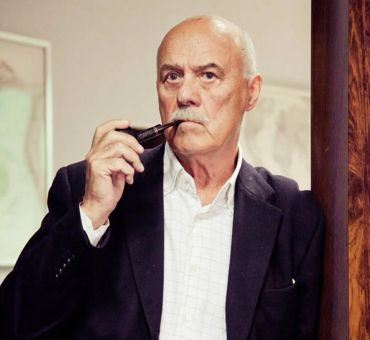 Станислав говорухин. Станислав говорухин. Говорухин фильмография. Станислав говорухин (1936-2018). Станислав говорухин с трубкой.
