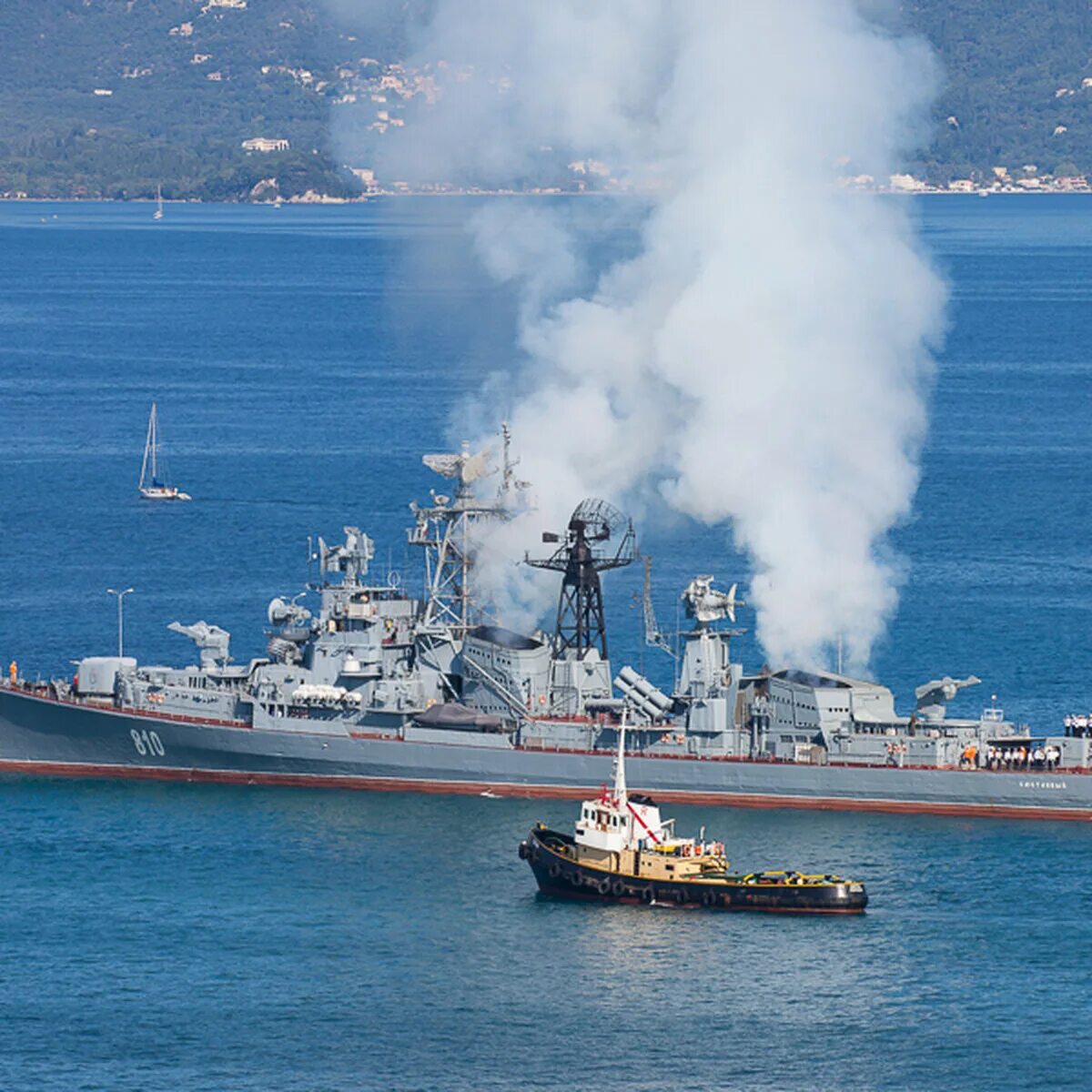 Атака на корабль в севастополе. Атака на чф рф севастополь. штаб флота вмф севастополь. корабль сметливый севастополь. сметливый черноморский флот.