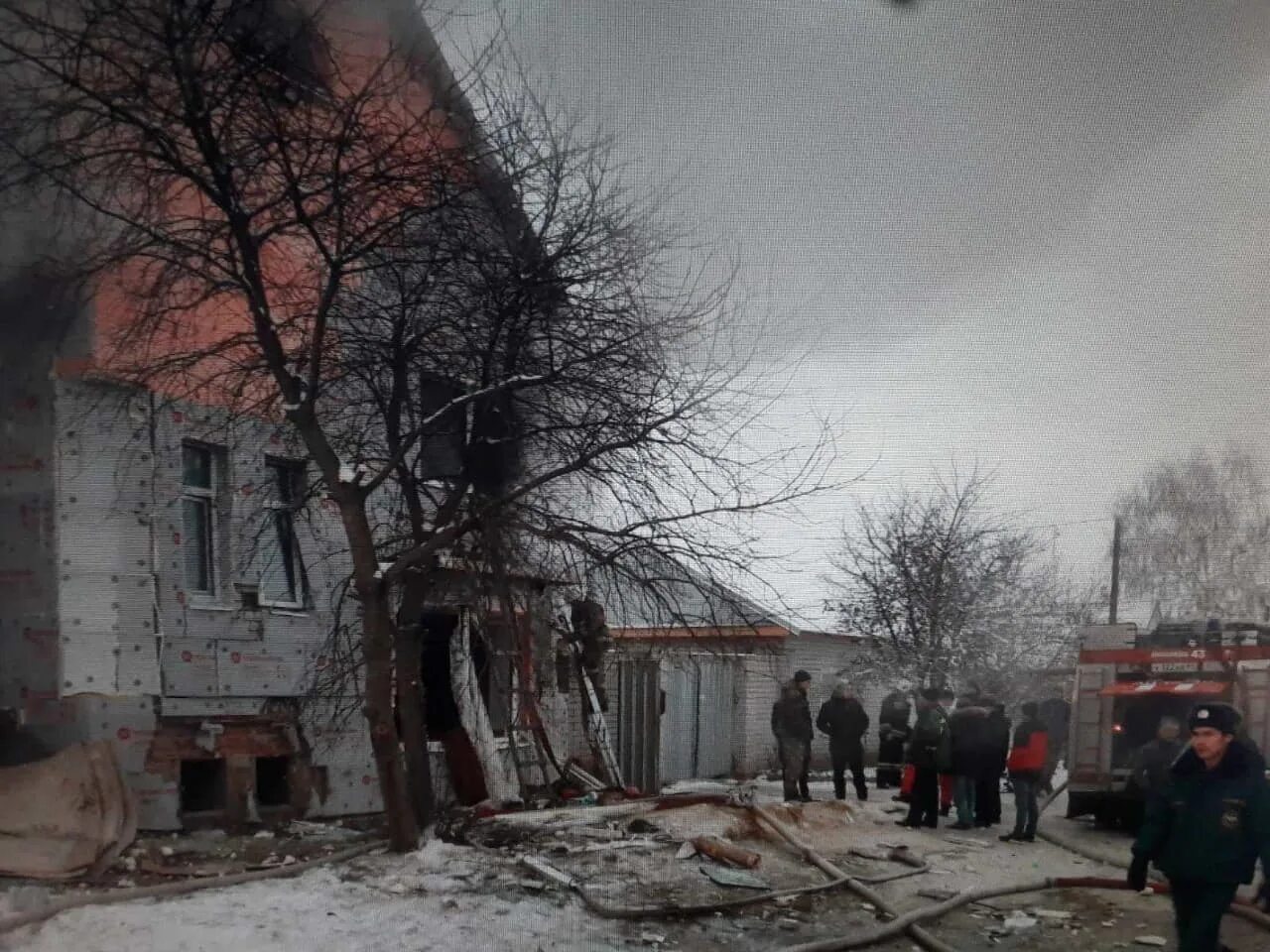 Взрыв в саратовской области сегодня. Красноармейск 64 Саратовская область последние. Красноармейск Саратовская пожар. Взрыв Красноармейск Саратовская область. ЧП Красноармейск Саратовская.