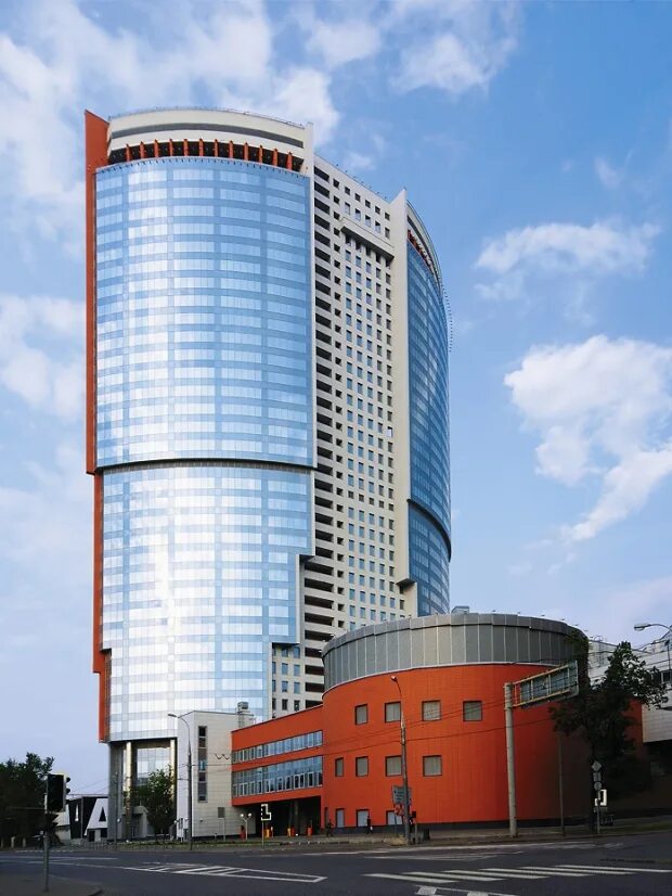 1. ленинградский проспект 31ас1 бц монарх. бизнес центр монарх динамо. москва ленинградский проспект 31а стр. тц монарх ленинградский проспект.