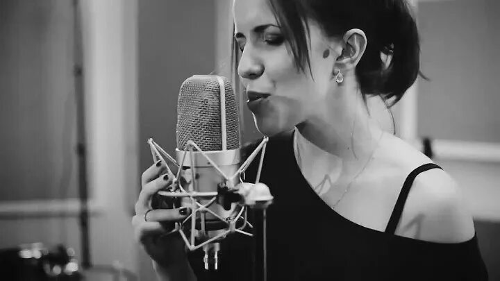 солистка вероника фарафонова. босиком по солнцу вероника фарафонова. босиком по солнцу солистка вероника фарафонова. босиком по солнцу группа песни. вероника бычек фарафонова.