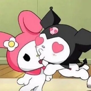 My melody and kuromi kiss