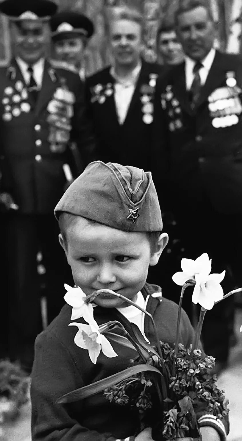 С днем Победы. День Победы фотокарточки. Победа 9 мая черно белые. Победный май.