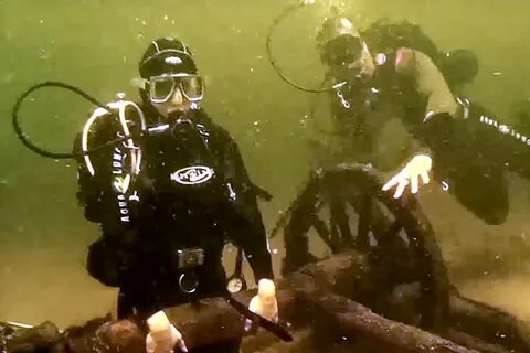 Водолаз достиг отметки 34