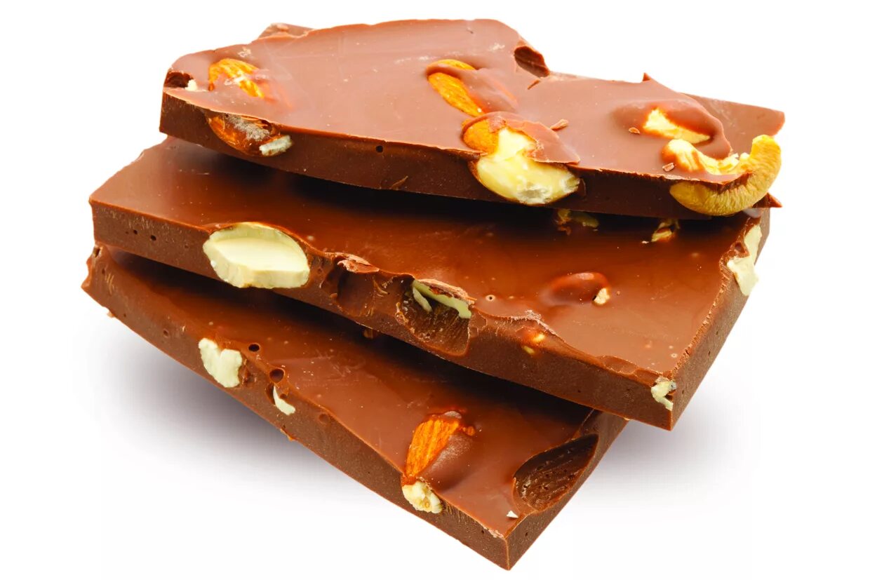 шоколадные конфеты с орехом в коробке коркунов. Chocolate hazelnut кдв. шоколад кайзер фундук. шоколад ореховый 60 гр. молочный шоколад.