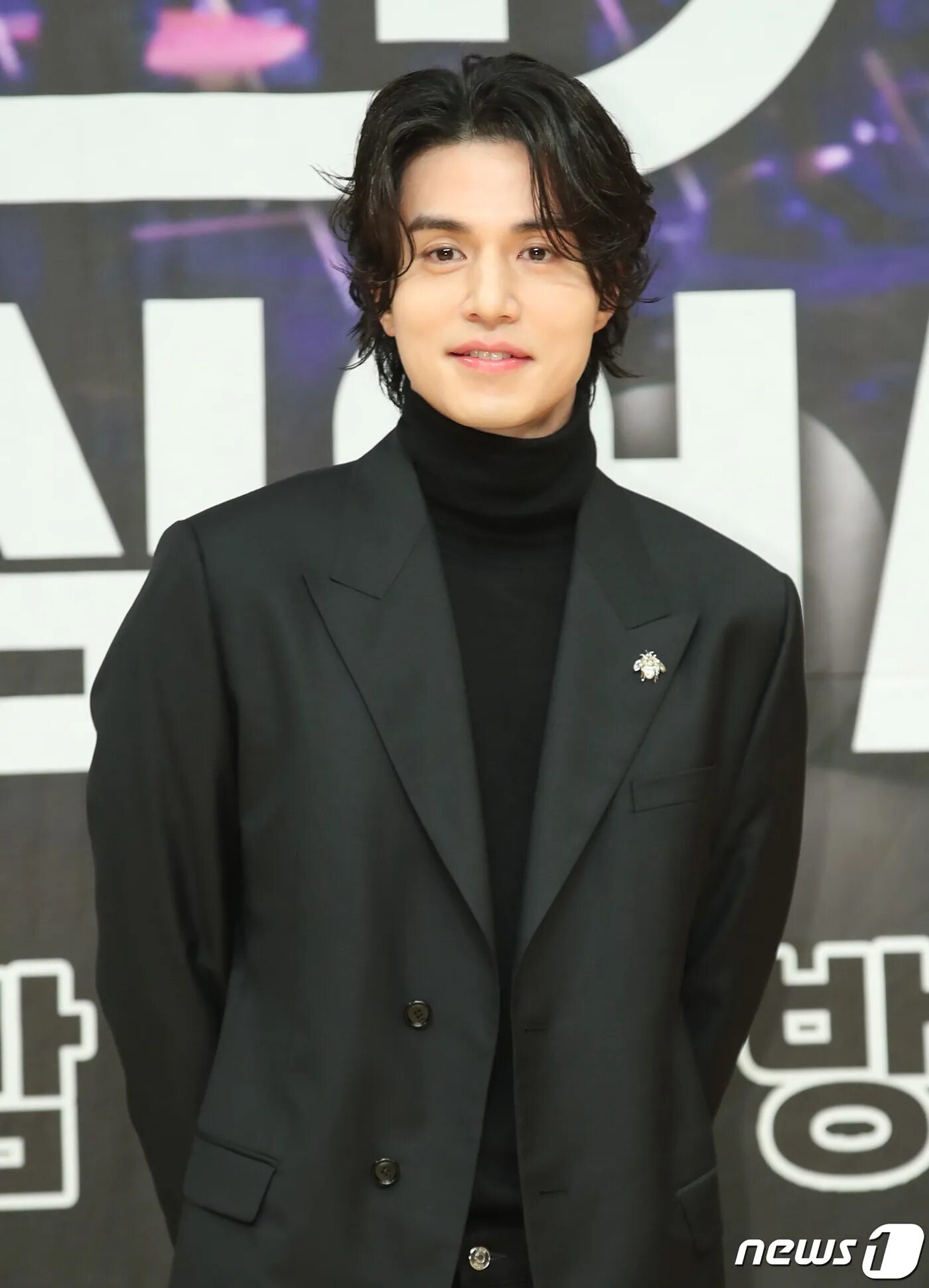 Ли шоу. Lee dong wook 2022. Lee dong wook. Ли дон ук на шоу. Ли дон ук мрачный жнец.