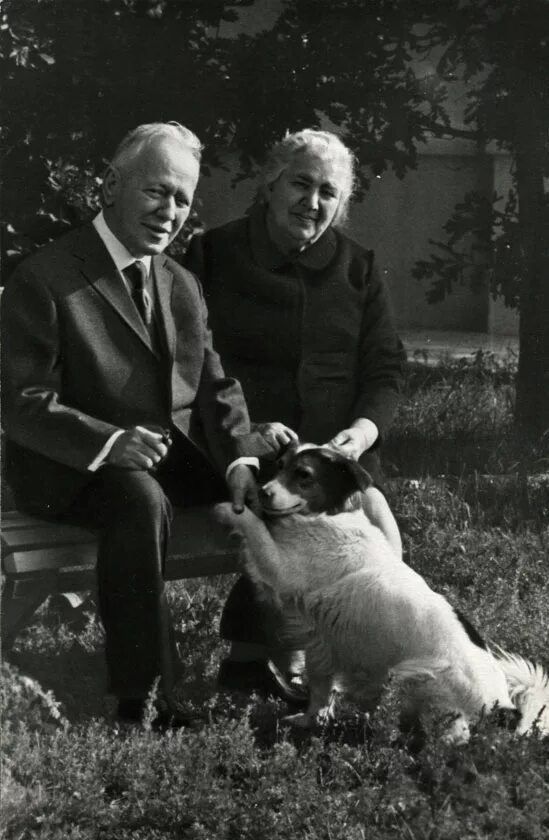 жена шолохова