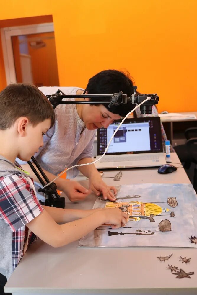 начинающие мультипликаторы. аниматор мультипликатор. мультстудия для дошкольников. аниматор мультипликатор. художник мультипликатор.