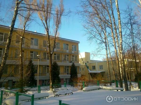 Санаторий лесной орел лагерь. Бассейн санаторий лесной орел. Орловская область санаторий лесной. Орёл. Санаторий лесной орел.
