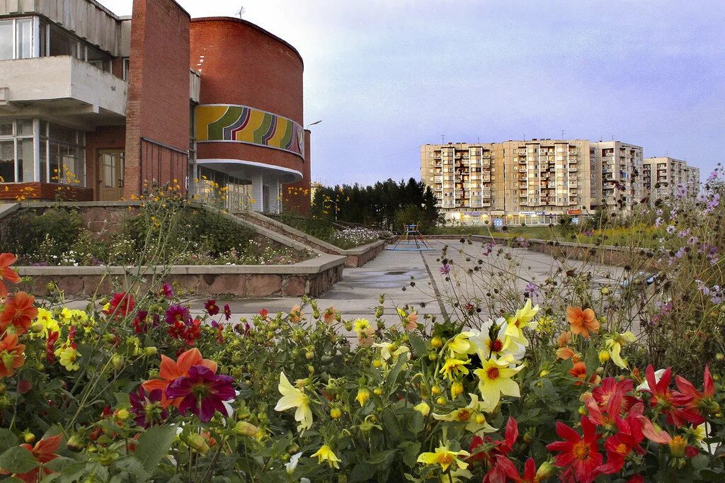 Сайт саянска иркутской области. Саянск. Иркутская обл г Саянск. Город Саянск Иркутская область фото. Город.Саянск Меркурий.