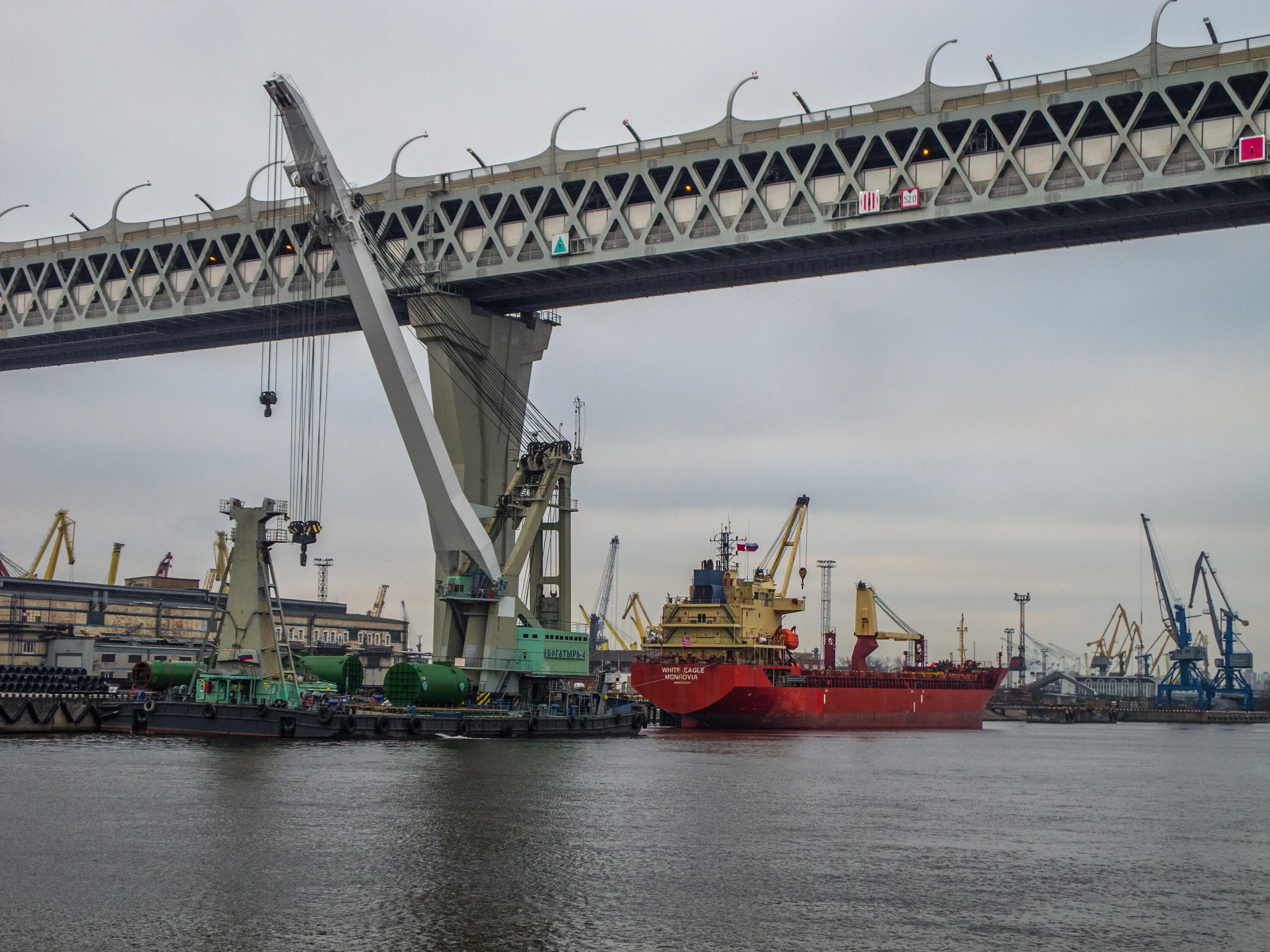Сша мост корабль. Мост и судно. мост для кораблей. крановое судно. созоново корабль мост.