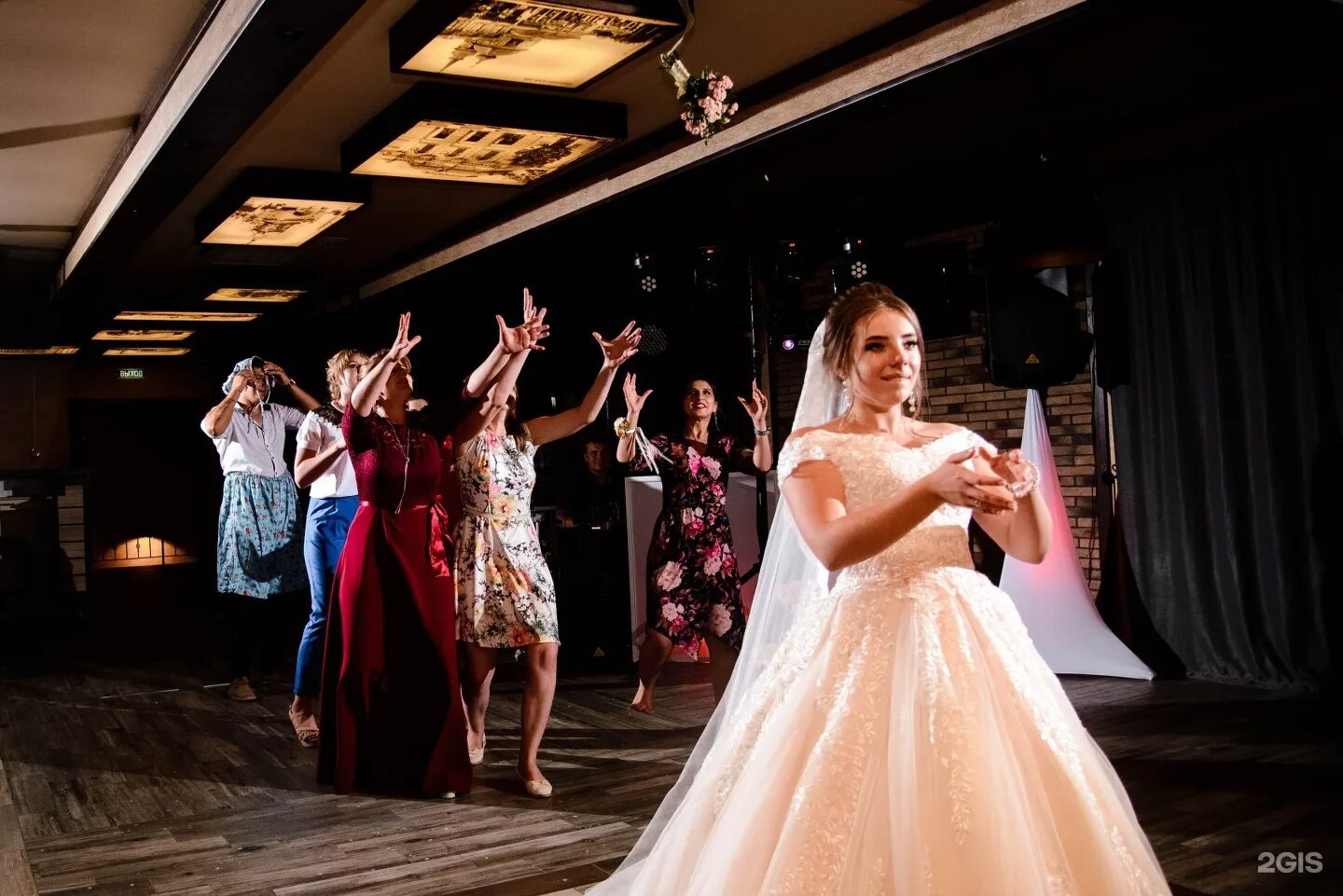 кафе южные ворота курск. южные ворота курск гостинично-ресторанный комплекс курск. ресторан южные ворота курск. ресторан южные ворота курск. южные ворота курск гостинично-ресторанный.