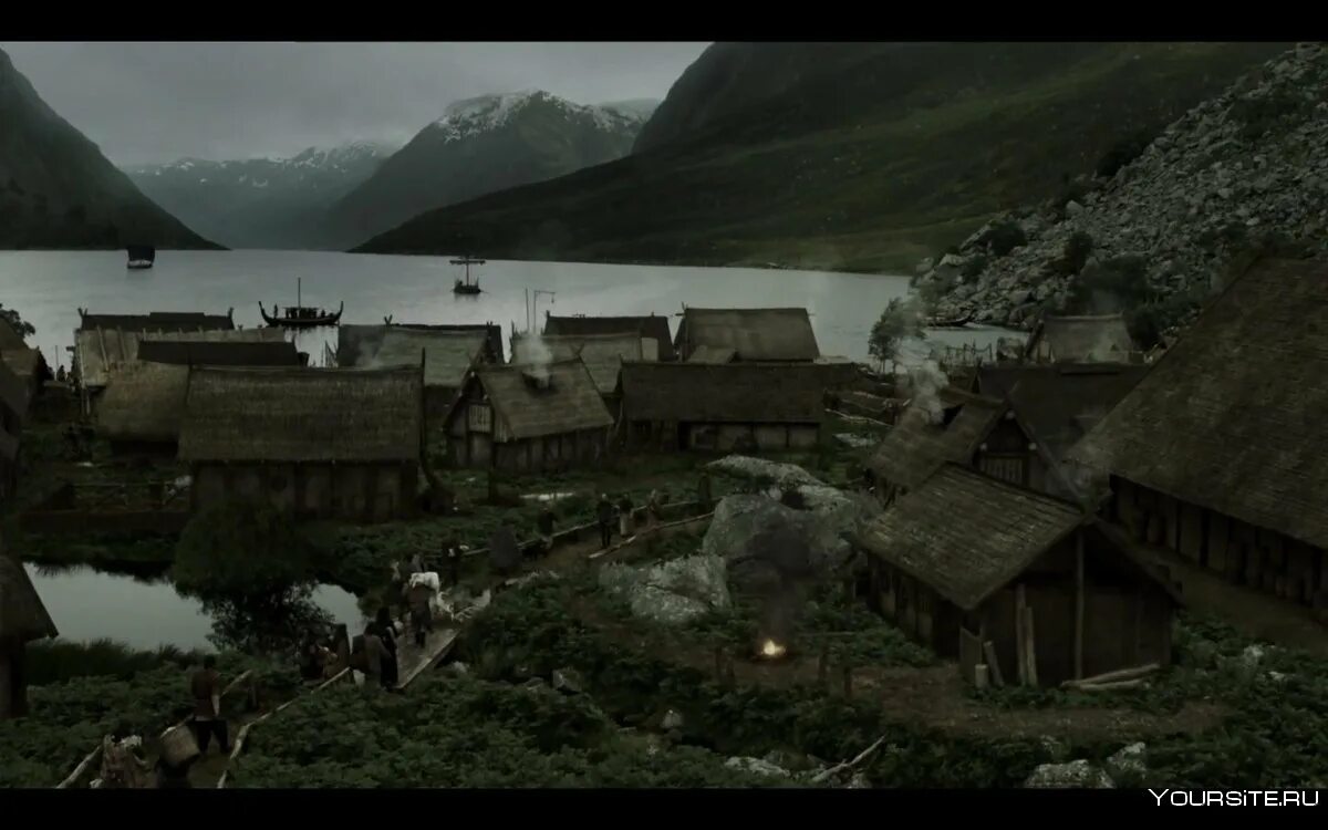 Деревня викингов фэнтези. Исландия хутор викингов первопоселенцев. Деревня викингов ньярдархайм. Деревни скандинавии викинги. Каупанг деревня викингов.