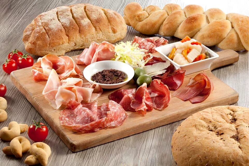 Meat. Fresh food meat. Cold Cuts food. Кут еда.