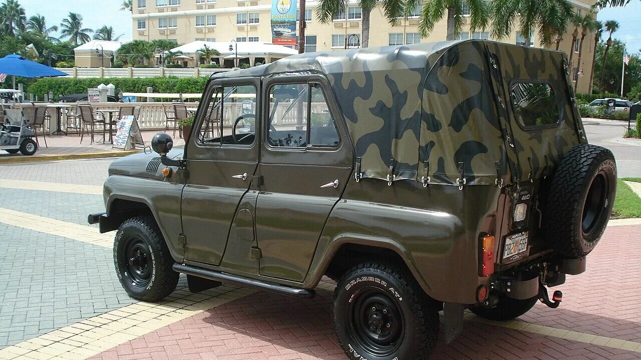УАЗ 469 армейский. УАЗ-469 внедорожник военный. УАЗ 469 боевой. Военный УАЗ 469б. Армейский уаз