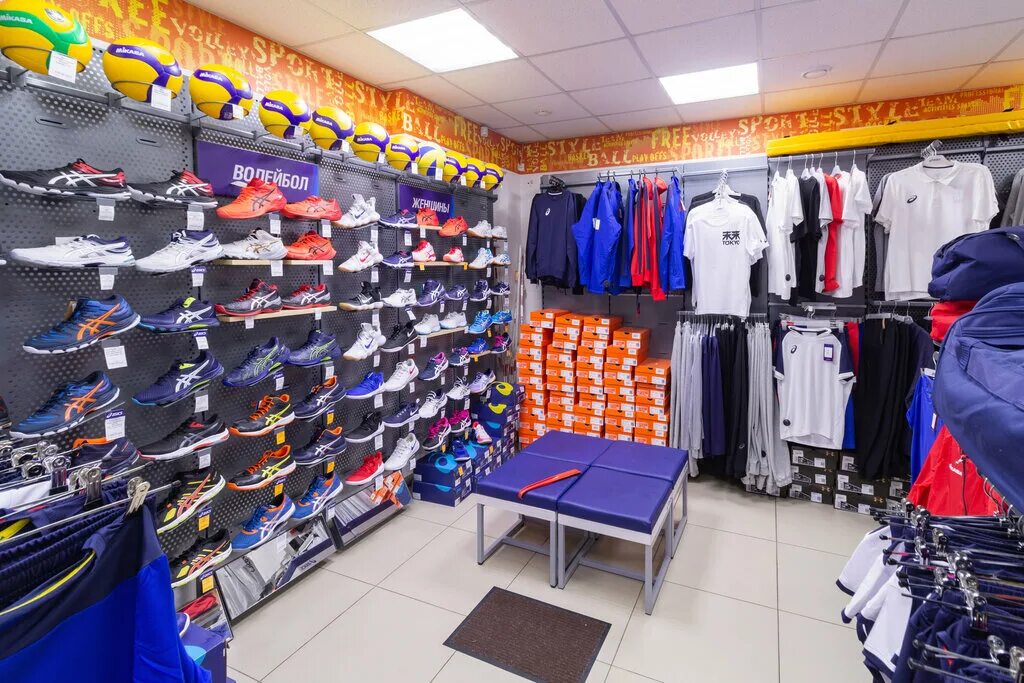 магазин фк локомотив. офис фк локомотив москва. магазин одежды. клубный магазин. Atributika&club магазин.