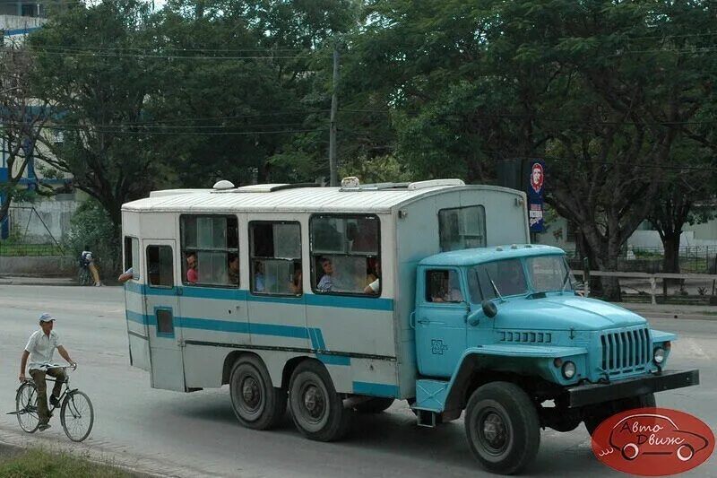 Кубинский автобус. Лиаз куба. советские автобусы на кубе. автобусы лиаз на кубе. зил 130 на кубе.