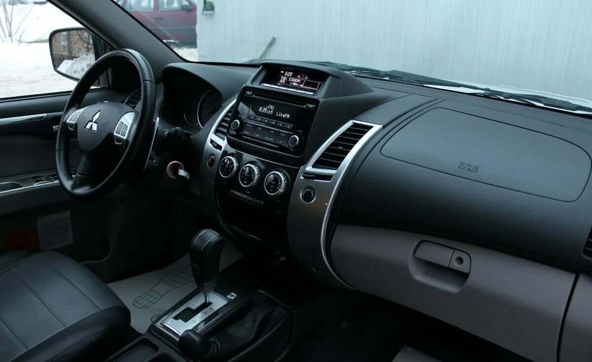 салон паджеро спорт 2. салон паджеро спорт 2. салон паджеро спорт 2. Mitsubishi pajero sport 2010. Mitsubishi pajero sport 2 салон.