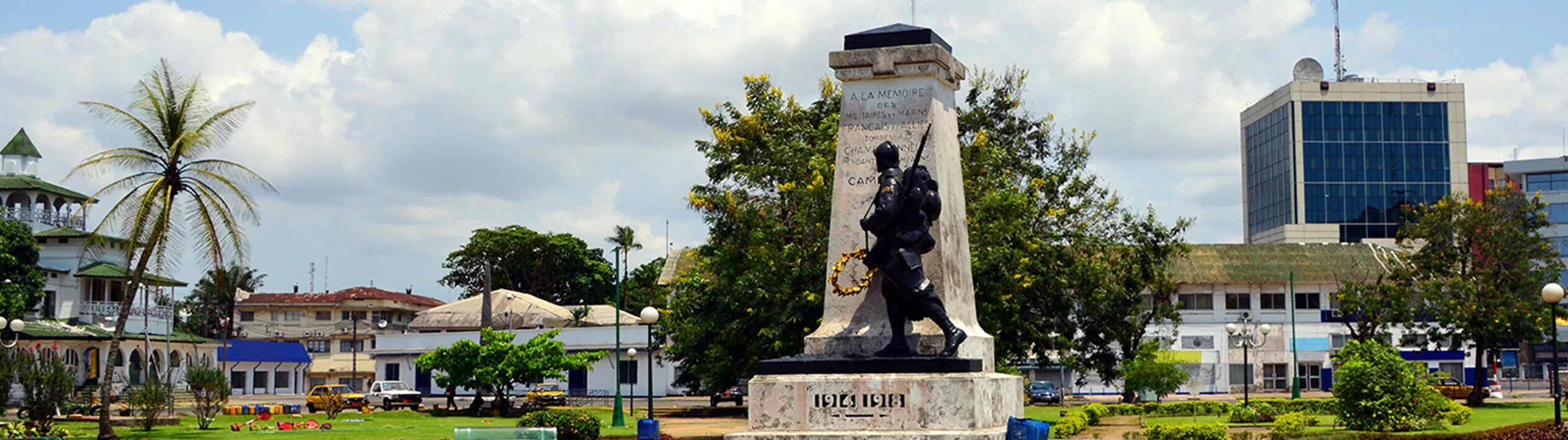 Город дуала. Дуала (город). камерун музей в дуале. отели камеруна в городе дуала. город дуала фото.