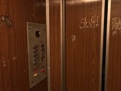 Лифты часто ломаются