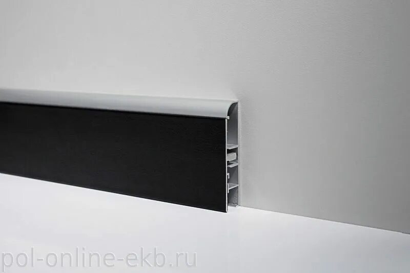 Алюминиевый профиль черный матовый. Плинтус Profilpas Metal line 60. Алюминиевый плинтус Profilpas. Алюминиевый плинтус al Fit 40.