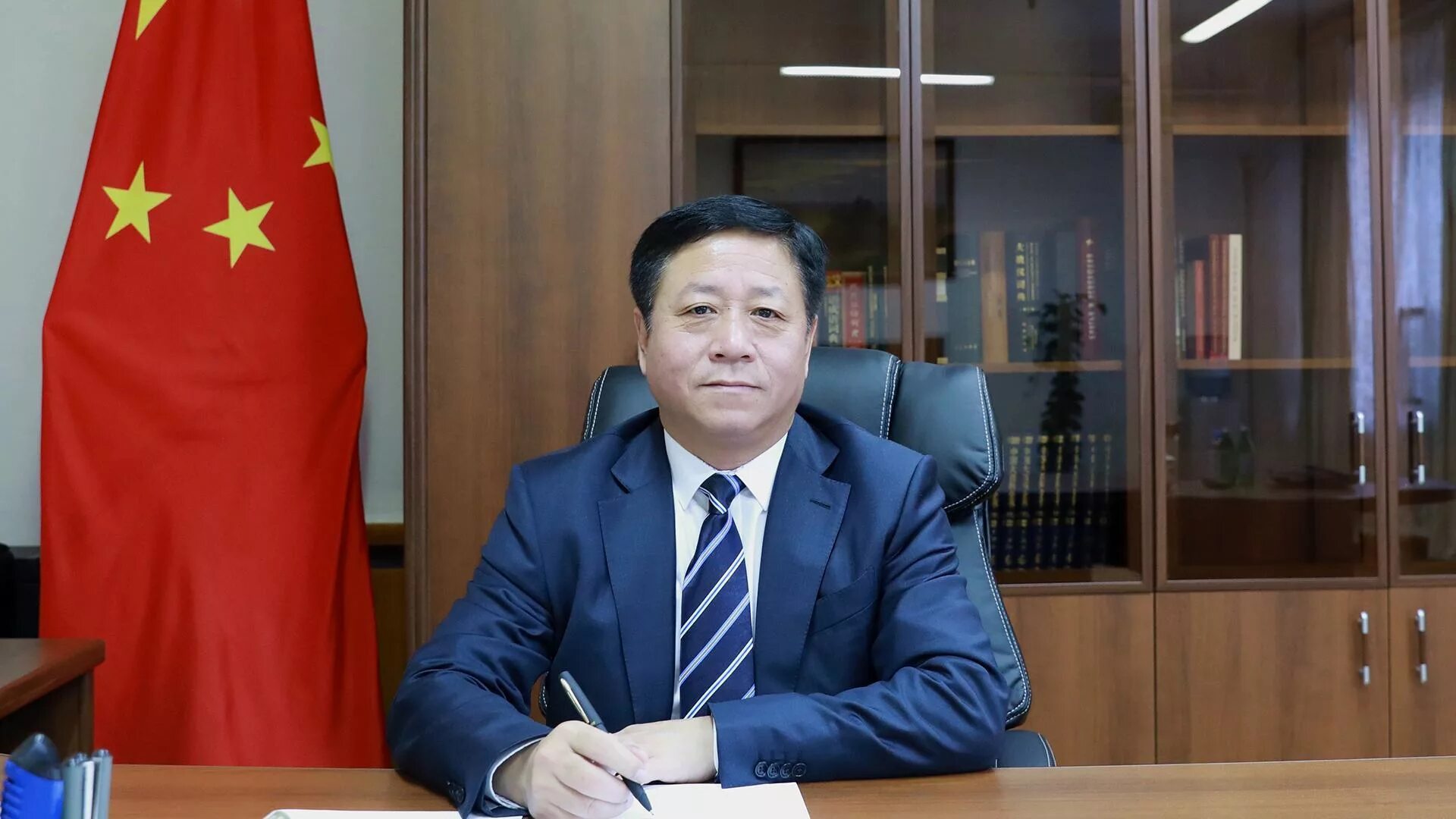 чжан ханьхуэй. главный китаец. чжан ханьхуэй. чжан ханьхуэй. чжан ханьхуэй.