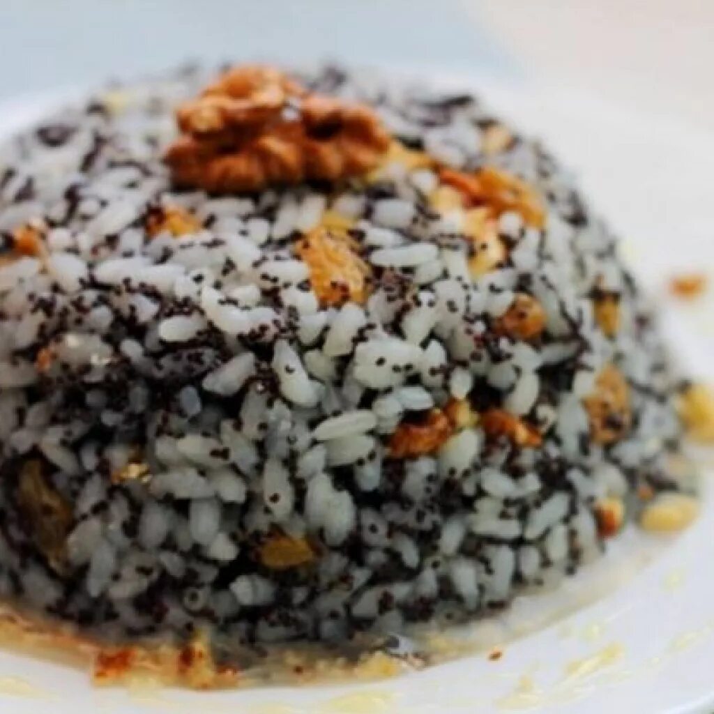 Кутья из пшеницы с маком. Кутья. кутья с маком. кутья из риса. кутья из пшеницы.