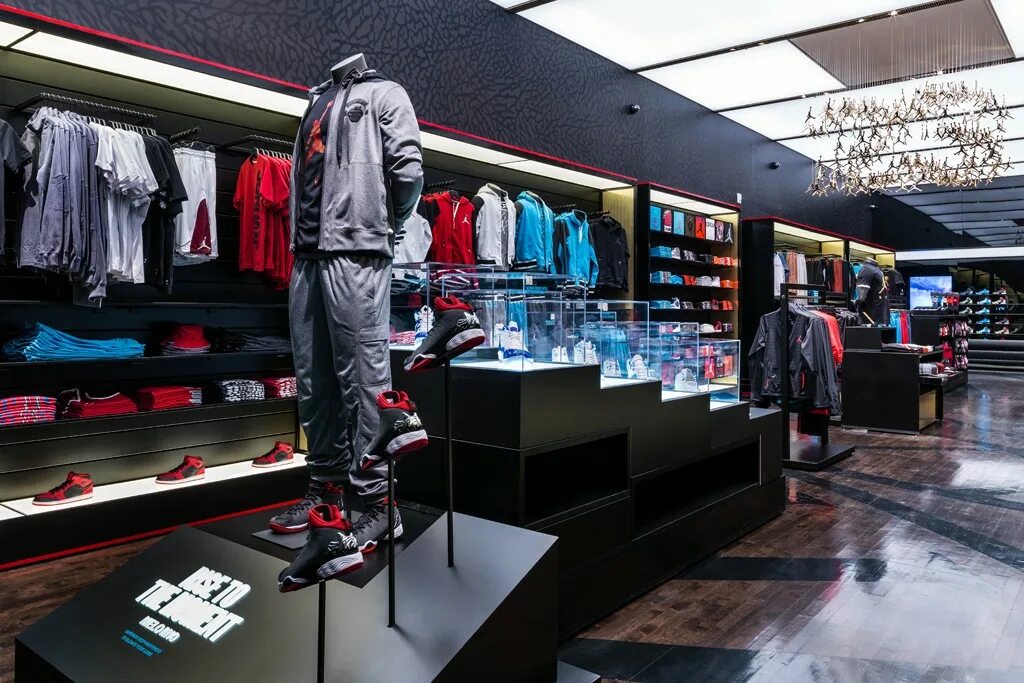 Шопозз магазин ру. Nike Air Jordan Store. Nike Air Jordan New York. Магазин Nike Air Jordan в Москве. Nike Jordan Boutique.