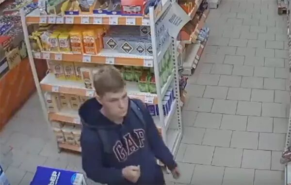 Зарплата верхняя пышма. Монетка верхняя пышма. украли телефон в верхней пышме в магазине. приближенное фото людей которые крали товар в магазине.