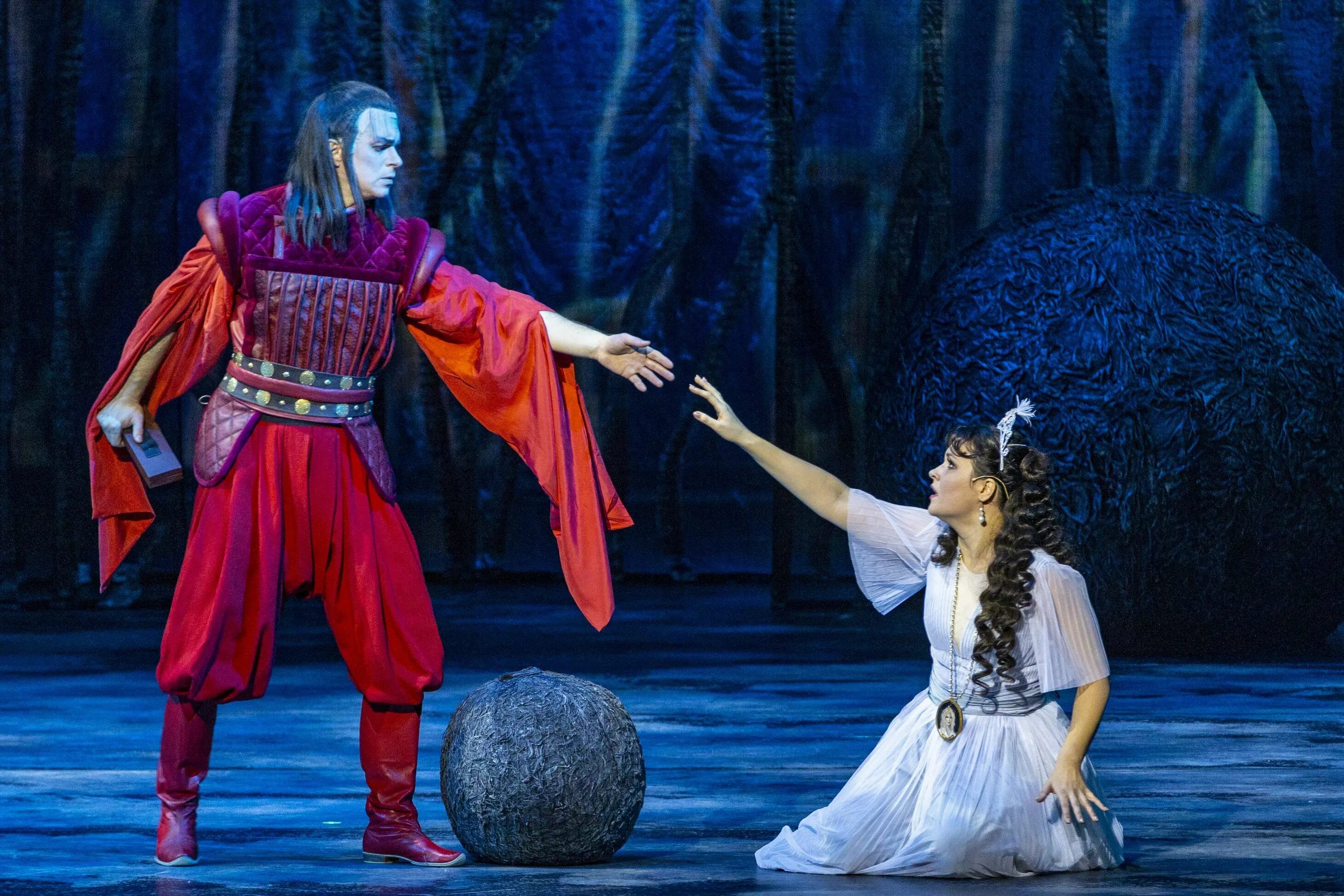 Волшебная флейта москва. Волшебная флейта театр покровского. Волшебная флейта москва. Волшебная флейта 2006 джули теймор. Волшебная флейта либретто.