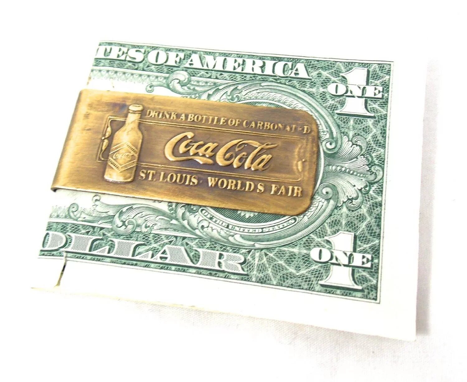 Кока кола. Coca cola флагштоки. Кока кола деньги. Cola 2023. Кока кола 2023.