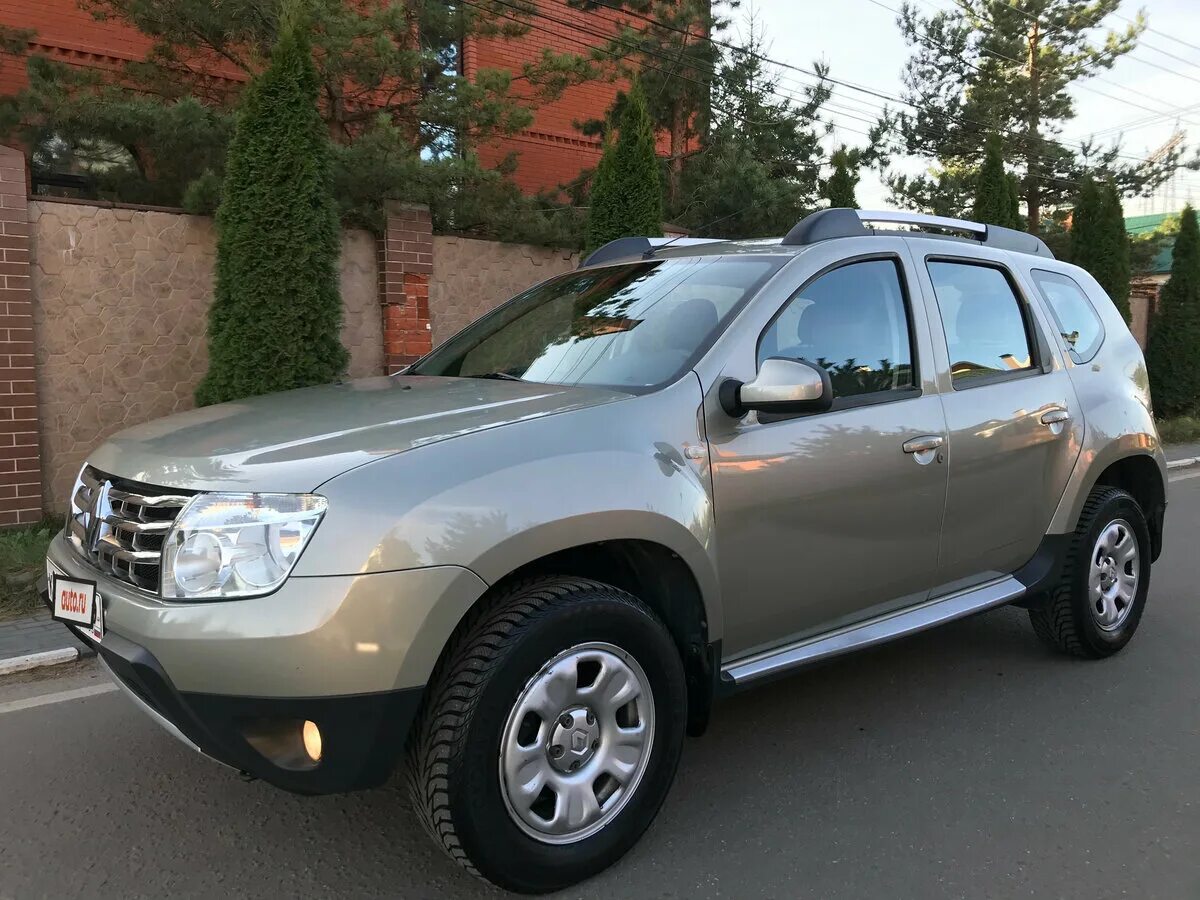 Бежевый рено дастер 2013 авто ру. Рено дастер 2013г. Дастер 2013 г. Рено дастер 2013. Renault duster 2013 года.