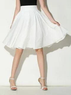 Белая юбка до колен