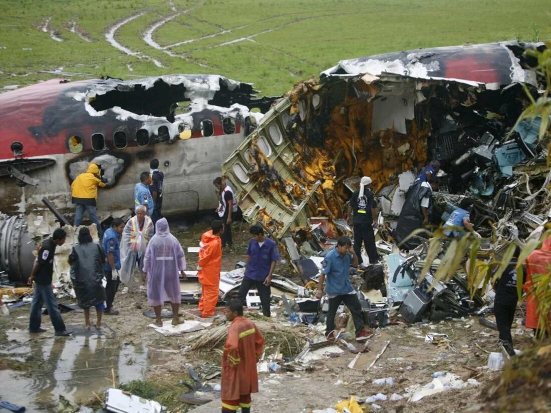 Боинг-777" авифкатастрофа. Список пассажиров погибших в авиакатастрофе. Авиакатастрофа афганистан 2013. 03. Подбитые самолеты в афганистане.