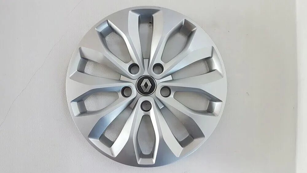 Оригинальные колпаки рено 16. Колпаки renault sandero r16. Колпаки на рено лагуна 2. Оригинальные колпаки рено 16. Оригинальные колпаки рено 16.