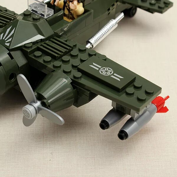 Combatzone combat master. конструктор enlighten brick танк 823. Combat zone. конструктор enlighten combat zone военная база. Combat zone.