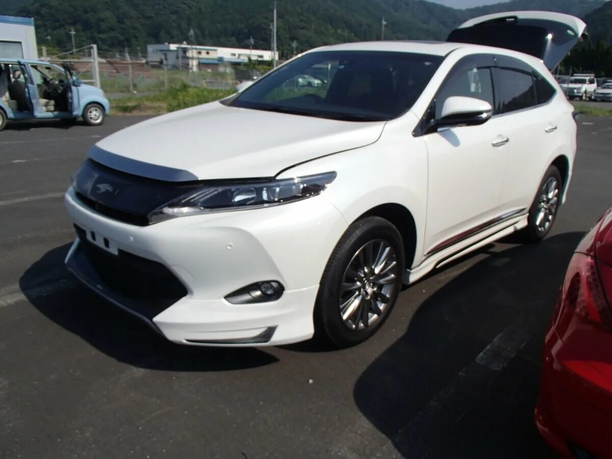 Toyota Harrier III (xu60). Toyota Harrier 2015. Тойота Харриер 60 белый. Toyota Harrier zsu60. Тойота харриер купить во владивостоке пробегом