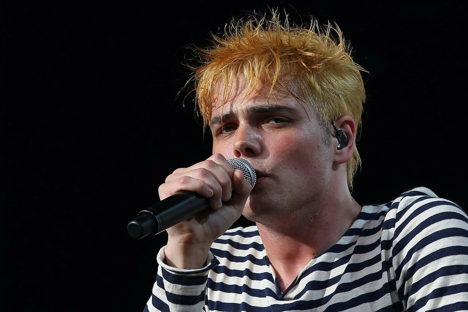 Уэй. My chemical romance джерард. джерард уэй 2011. my chemical romance gerard way.