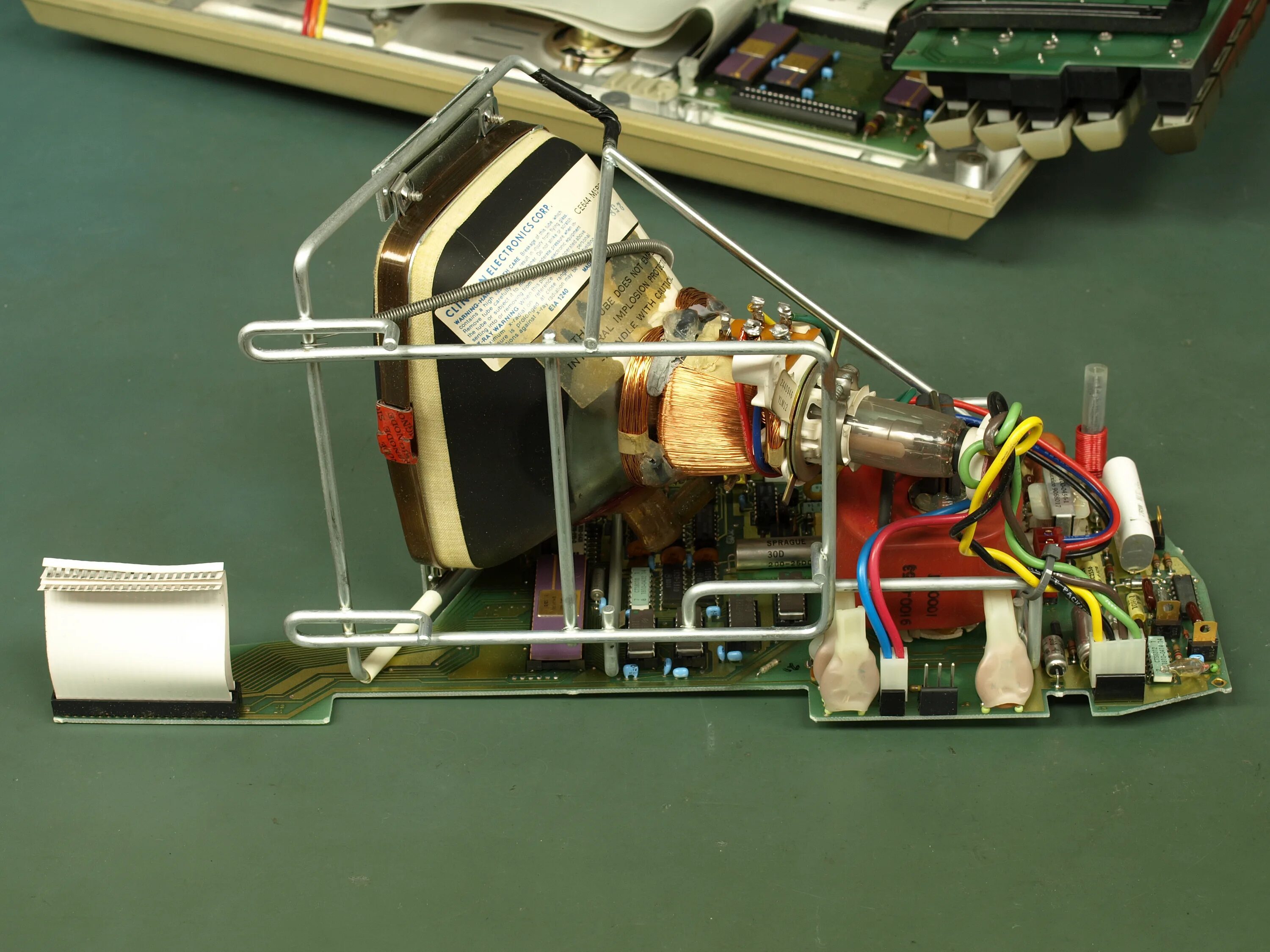 Миниган teardown. Миниган из игр. Teardown мод на меню оружия. Teardown пушка. Teardown мод plane gun.