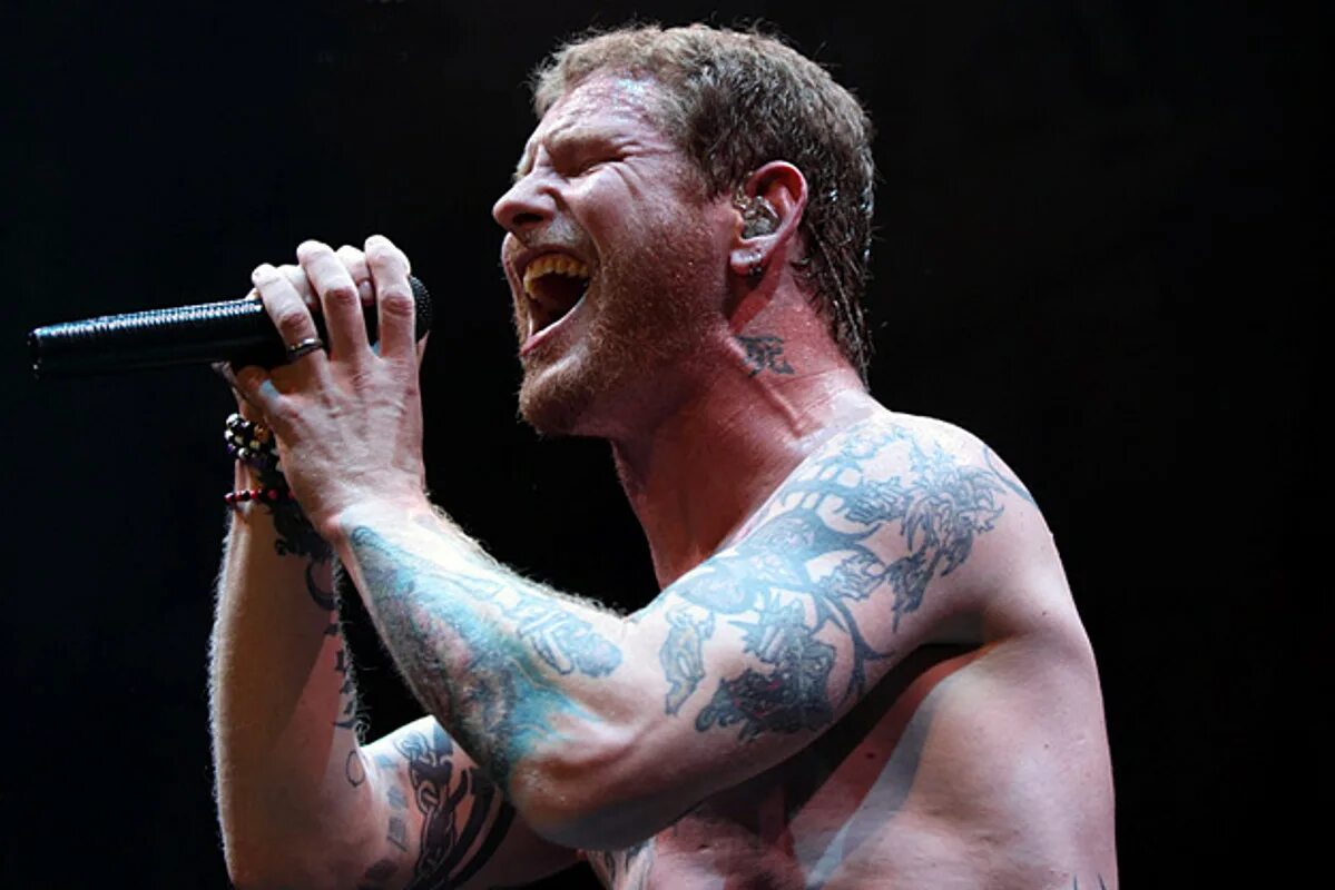 Рост кори. Corey Taylor. Corey Taylor Neck. Corey Taylor шея.