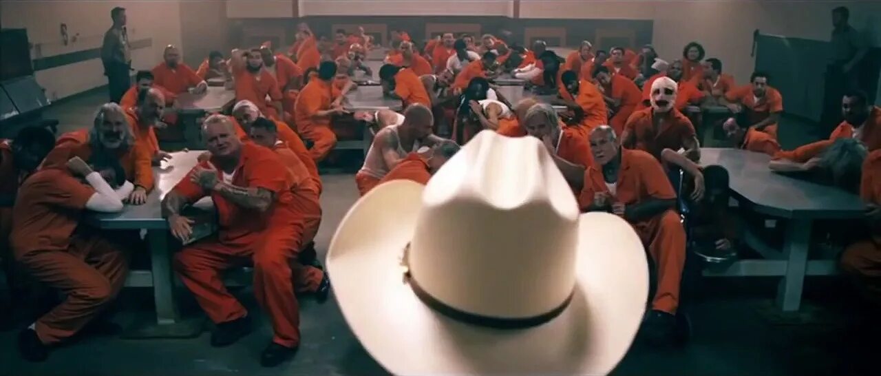 фильм человеческая многоножка 2. сороконожка 3д модель. вязаная многоножка. человеческая многоножка 3. сороконожка 3.