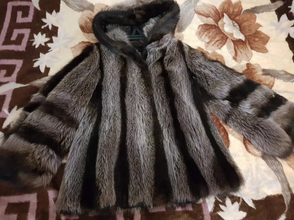 норковая шуба с енотом. можно ли продать шубу. старые шубы на новые.