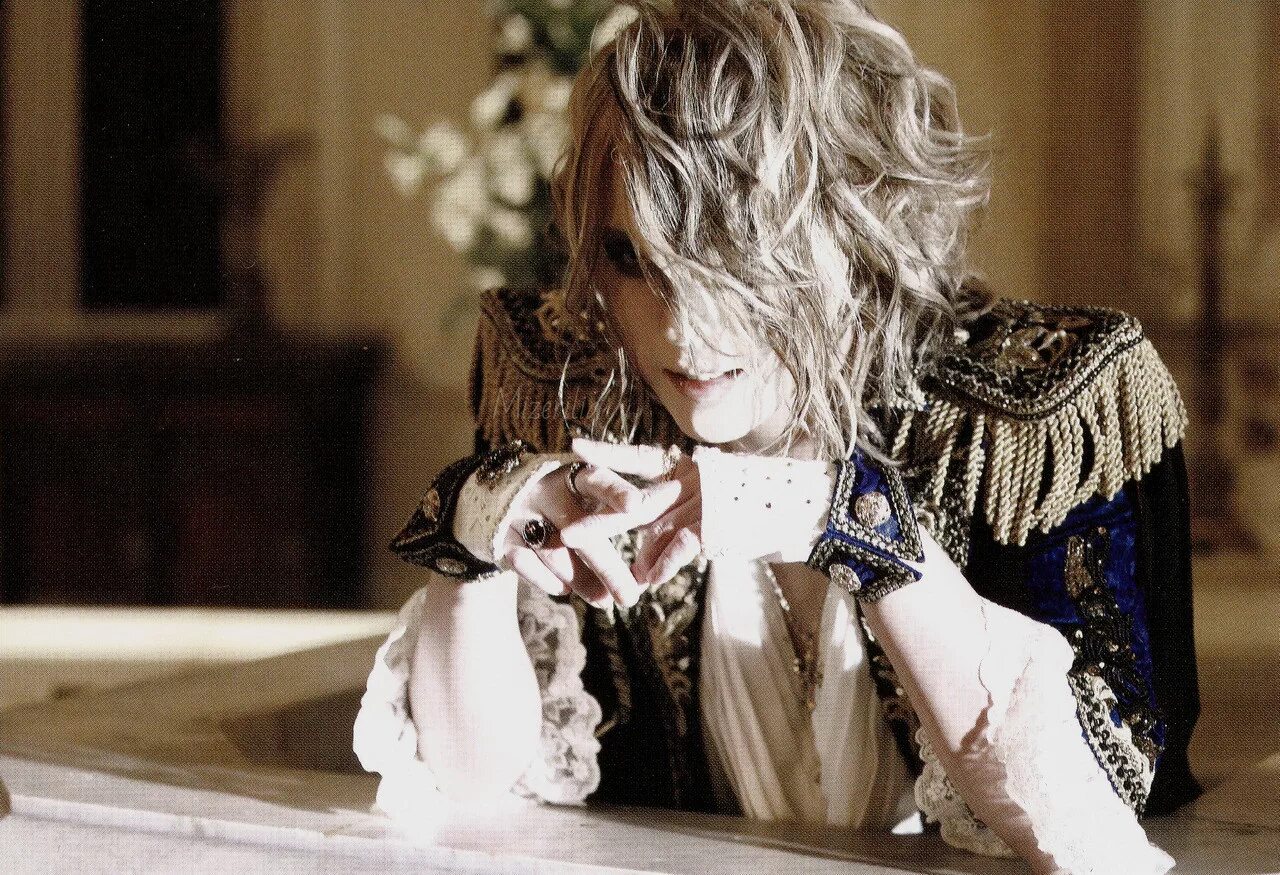 Versailles live. Kamijo. Камиджо Versailles. Юдзи Камидзё. Kamijo Versailles Nosferatu.