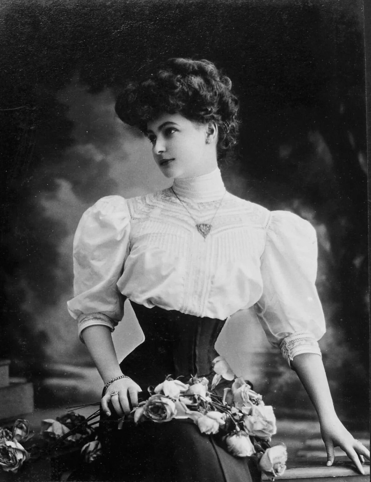 Девочки эдвардианской эпохи 1900-1910. Эдвардианская эпоха девушка. Эдвардианская эпоха. Эдвардианская эпоха. Эдвардианская эпоха.