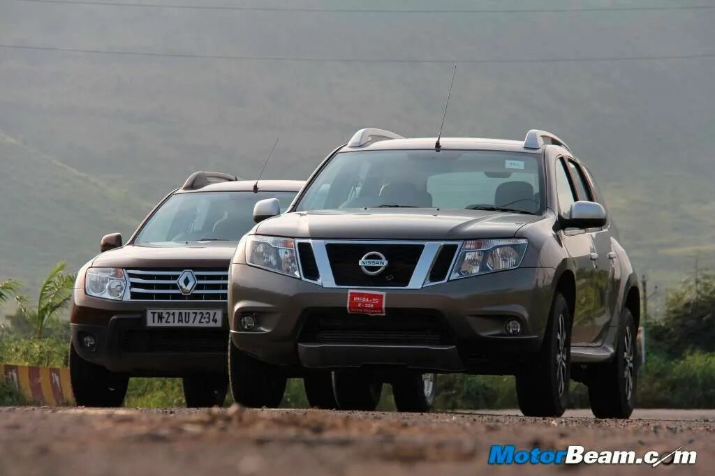 Nissan Terrano и Renault Duster. Рено Дастер и Ниссан Террано. Рено Дастер vs Ниссан Террано. Ниссан Дастер Террано. Ниссан террано сравнение