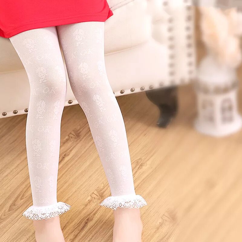 Ножки девушек. Ступни девочек. Ступни. Детские колготки телесные. Детские колготки телесные.