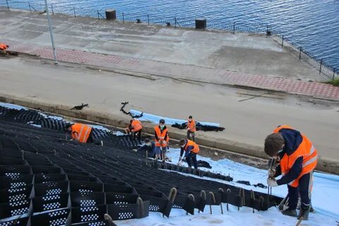 Работа на волжском бульваре