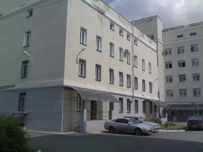 Детская областная больница челябинск поликлиника. Детская областная больница челябинск. Детская областная поликлиника челябинск. Челябинская областная больница блюхера 42. Детская областная больница челябинск пол.