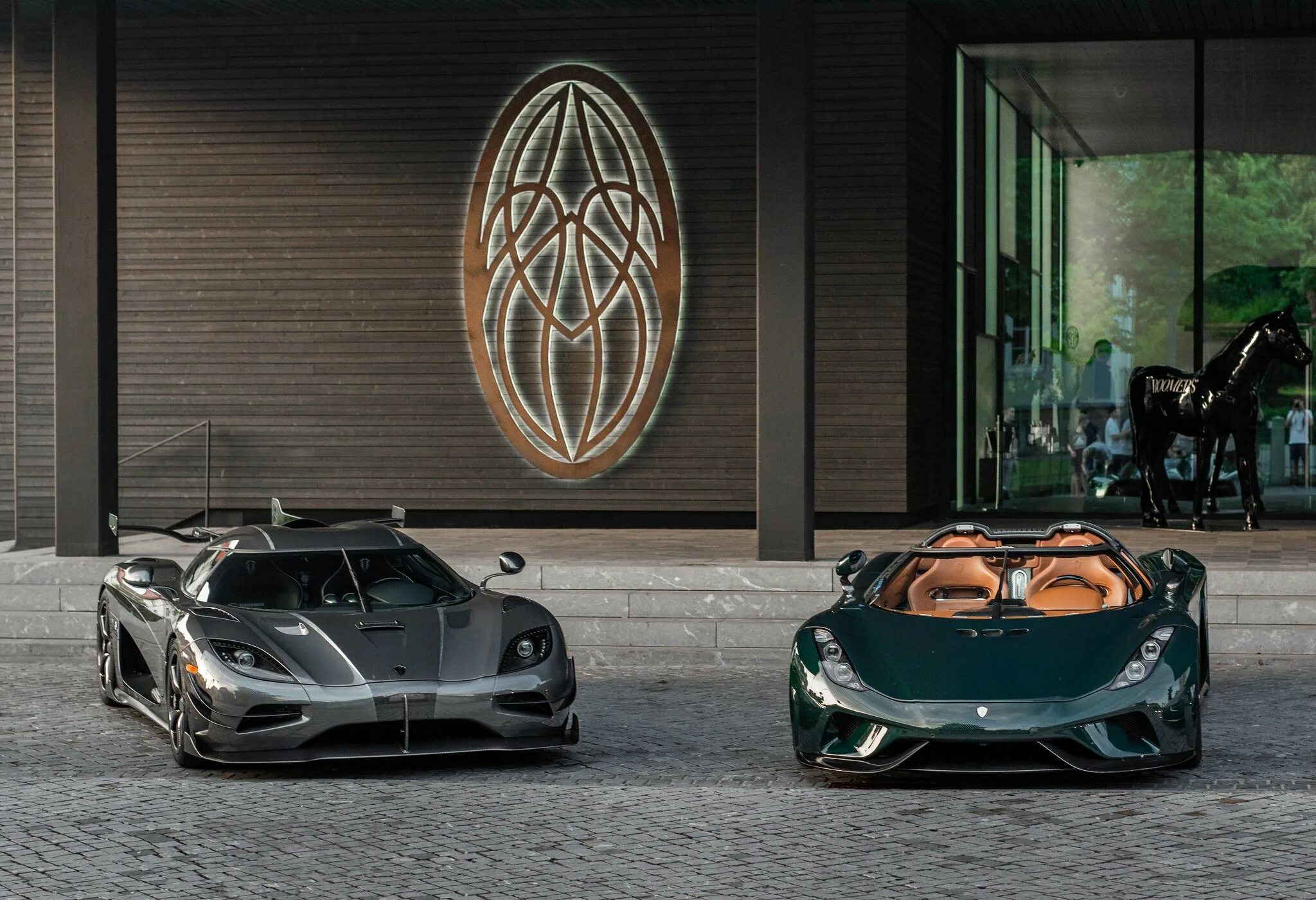 Машина Koenigsegg Agera 2020. Кенигсегг АГЕРА И Регера. Кёнигсегг Regera 2020. Koenigsegg гиперкар Gemera. Koenigsegg gemera цена