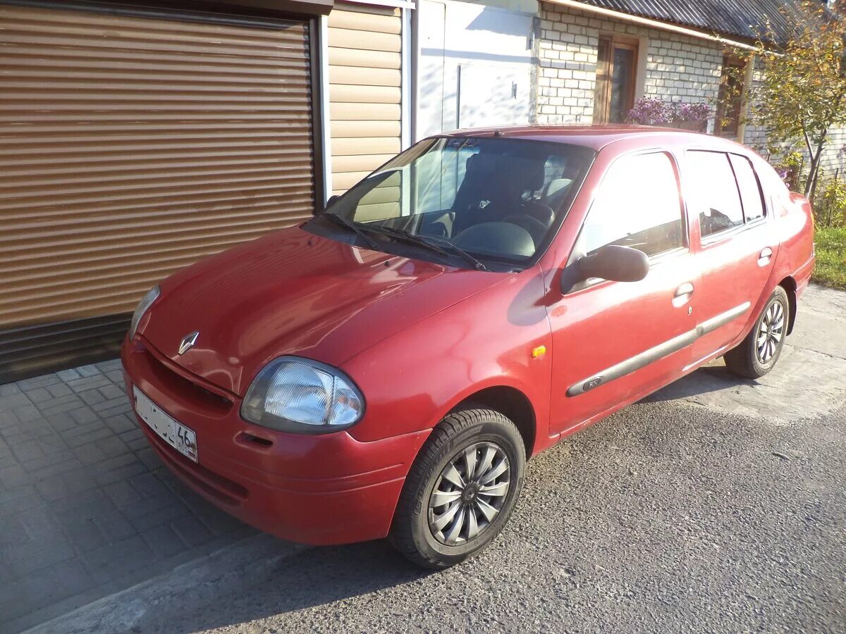 Renault clio 2001 1. Рено клио 2001 хэтчбек. Рено клио 2001 рестайлинг. Renault clio ii 1. Рено клио серый 2001.